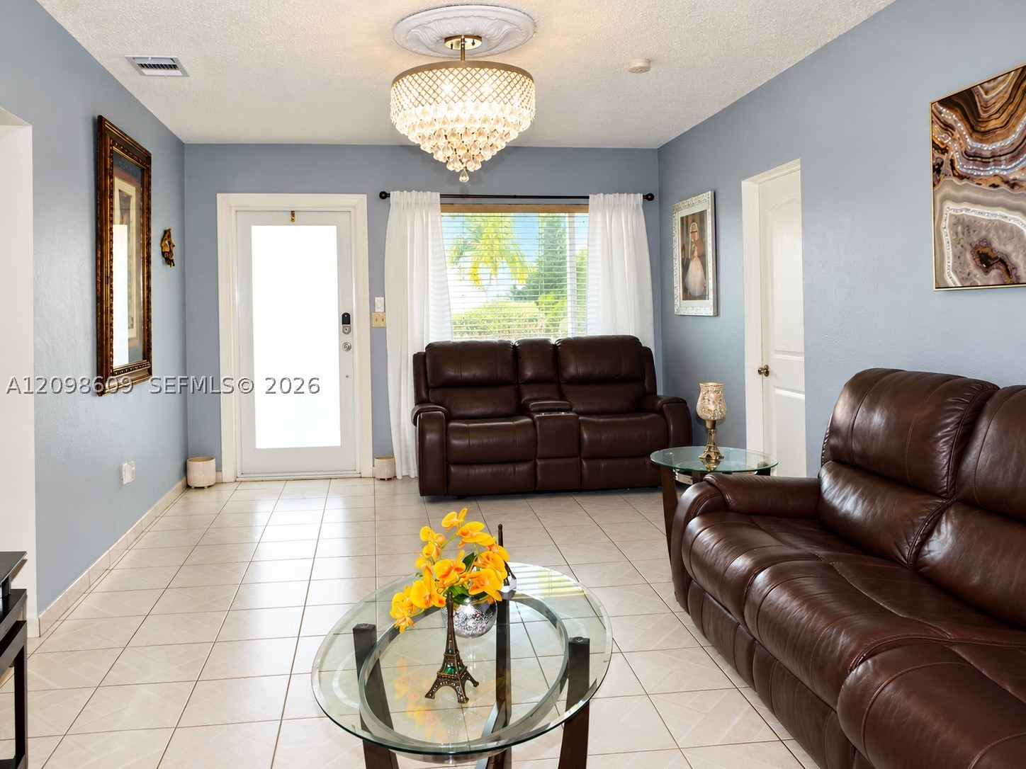285 NW 48th Pl, Miami FL 33126