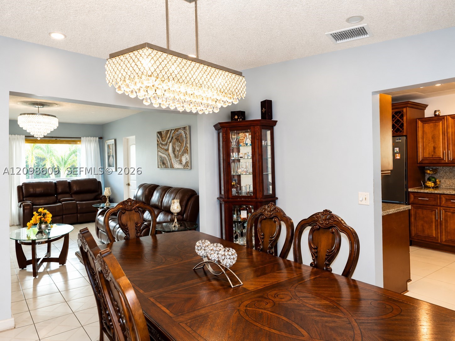 285 NW 48th Pl, Miami FL 33126