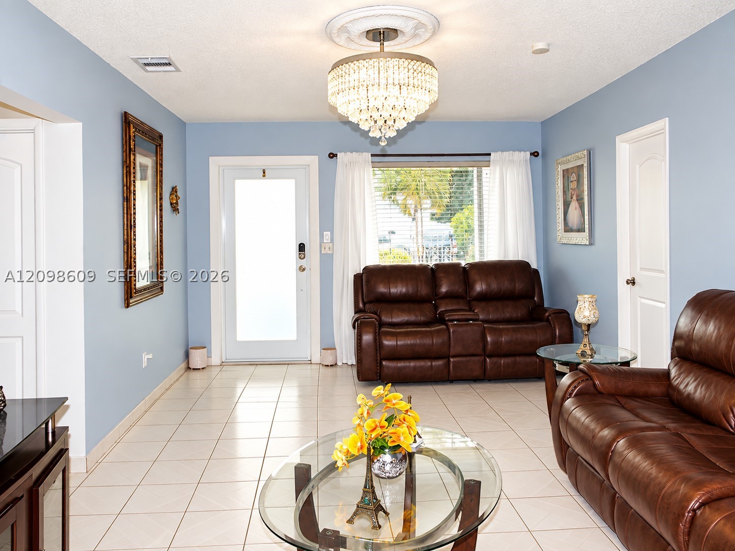 285 NW 48th Pl, Miami FL 33126