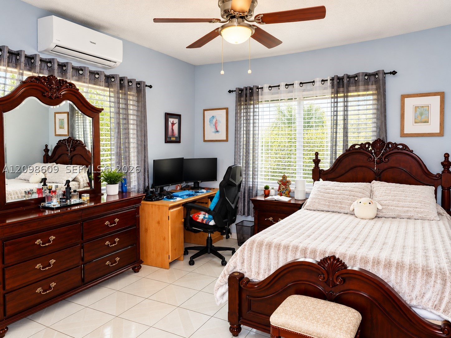 285 NW 48th Pl, Miami FL 33126