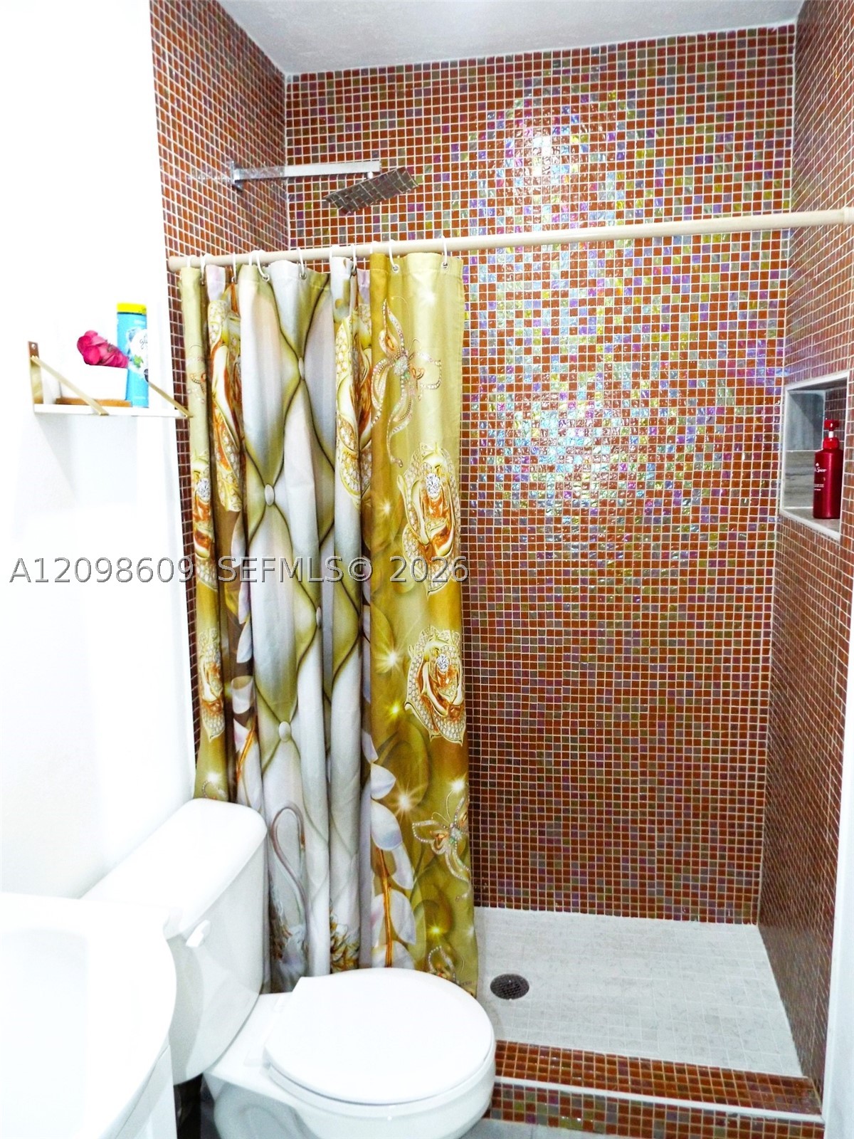 285 NW 48th Pl, Miami FL 33126