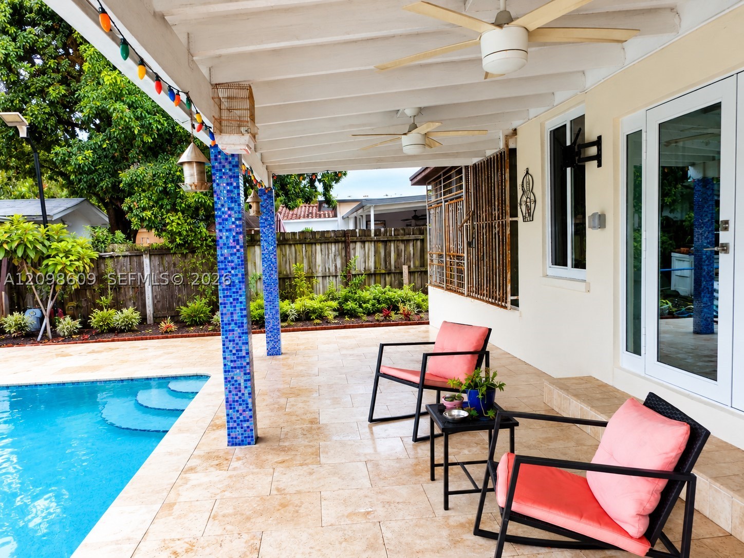 285 NW 48th Pl, Miami FL 33126