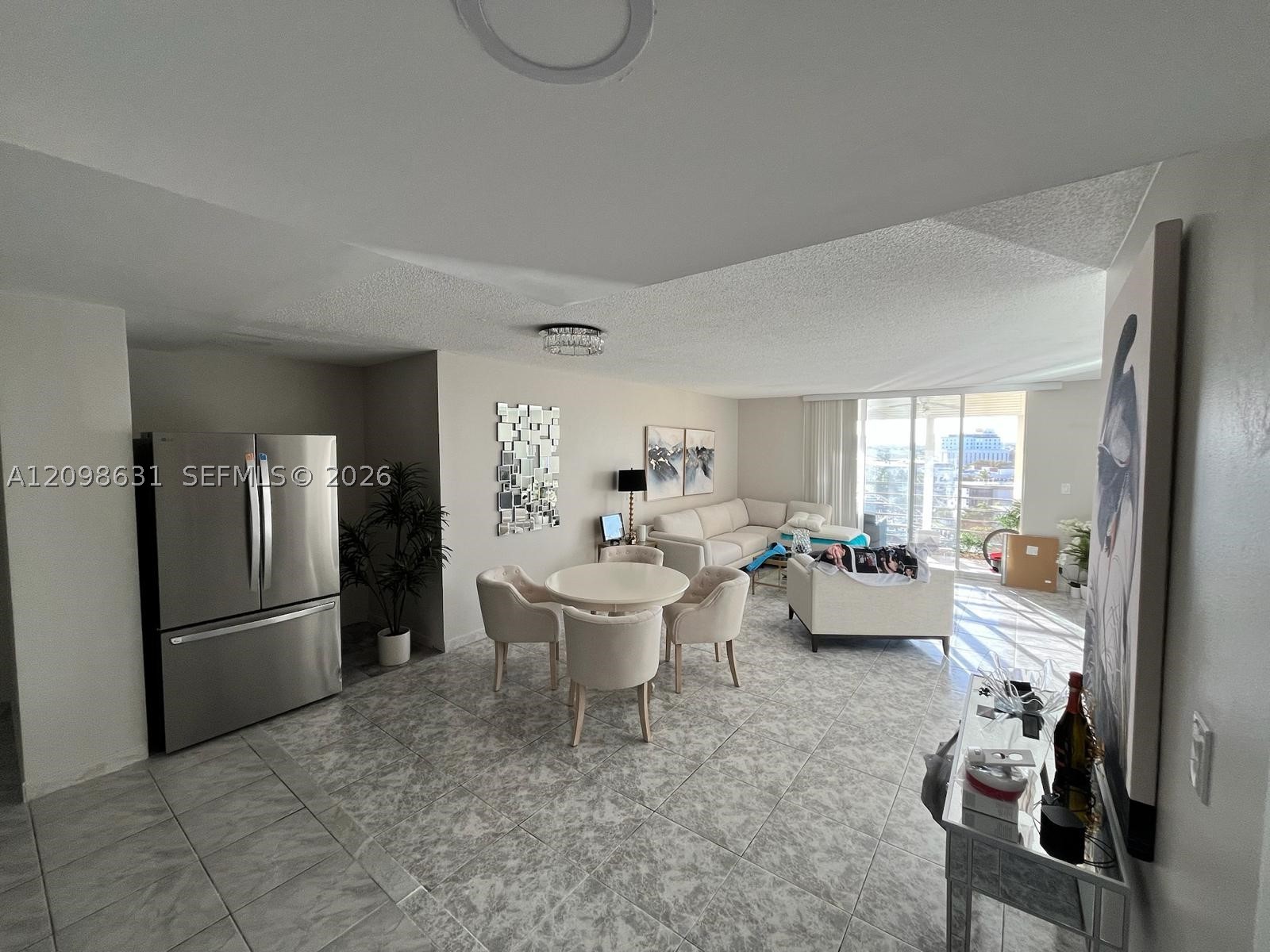 100 Golden Isles Dr #909, Hallandale Beach FL 33009