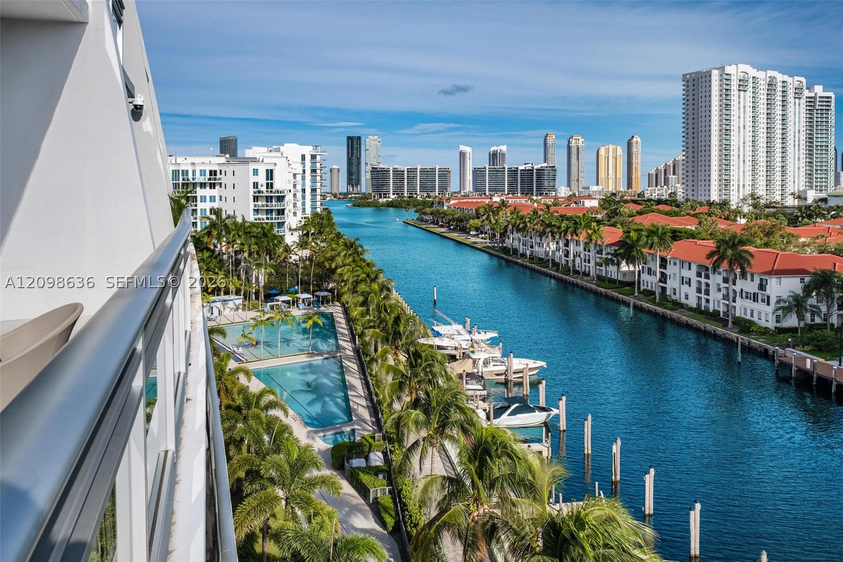 2950 NE 188th St #524, Aventura FL 33180