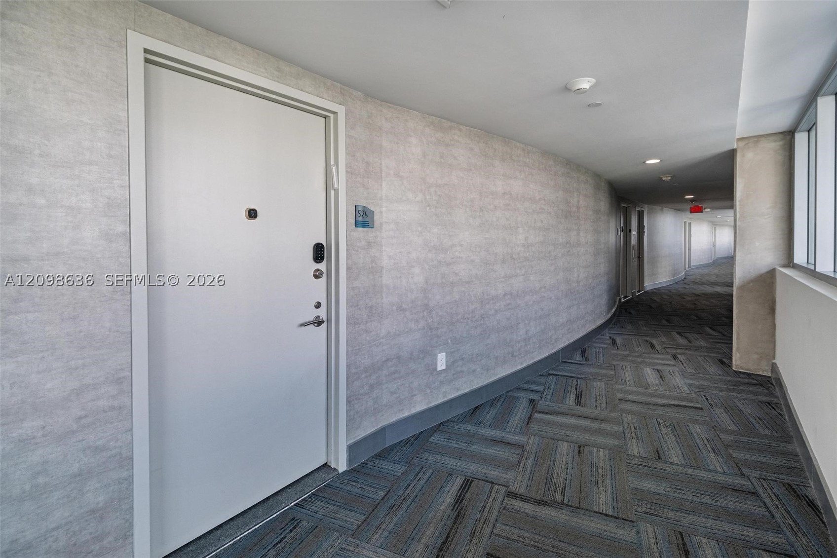 2950 NE 188th St #524, Aventura FL 33180