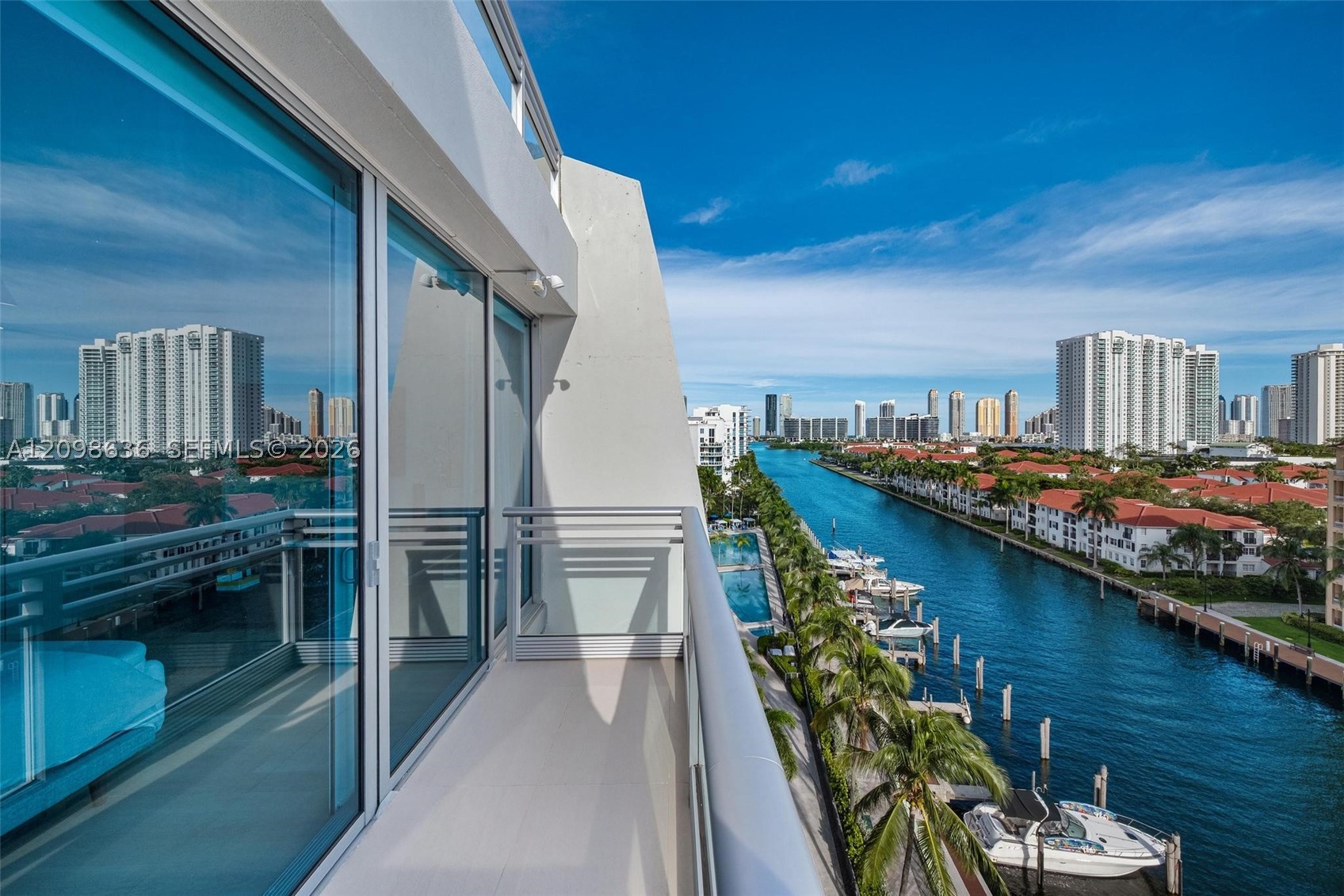 2950 NE 188th St #524, Aventura FL 33180