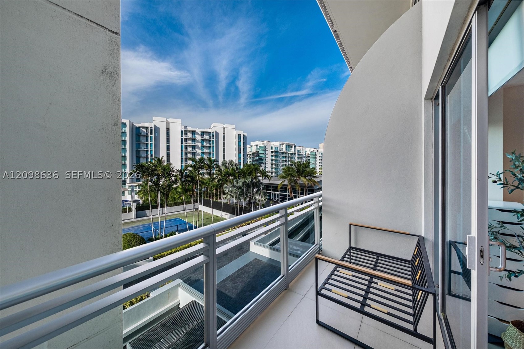 2950 NE 188th St #524, Aventura FL 33180