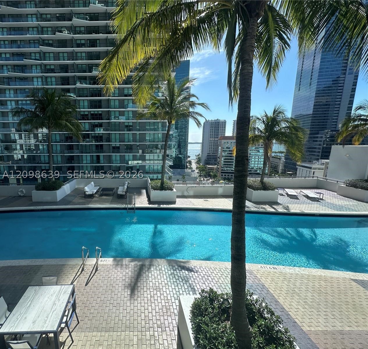 60 SW 13th St #2824, Miami FL 33130