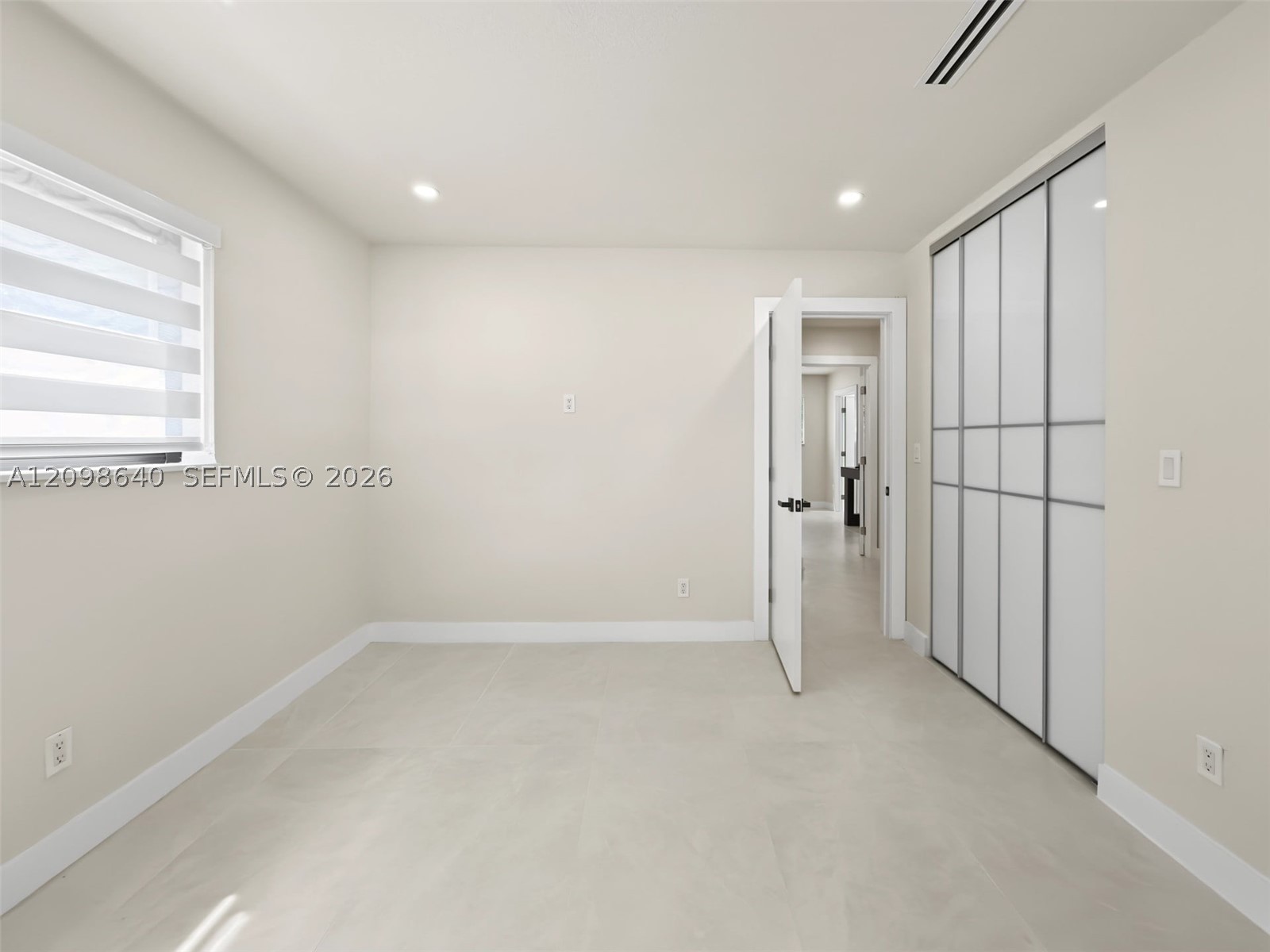 8200 SW 164th St, Palmetto Bay FL 33157