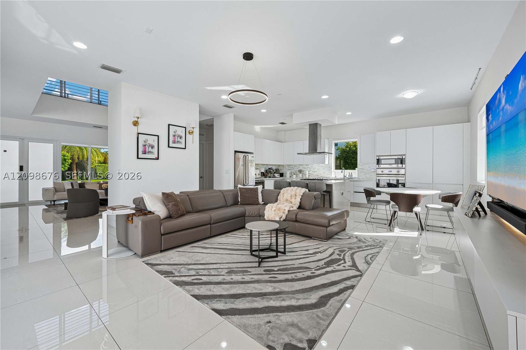 7442 NW 100th Ave, Doral FL 33178