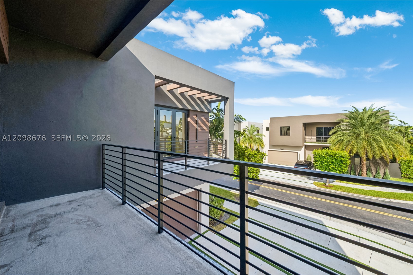 7442 NW 100th Ave, Doral FL 33178
