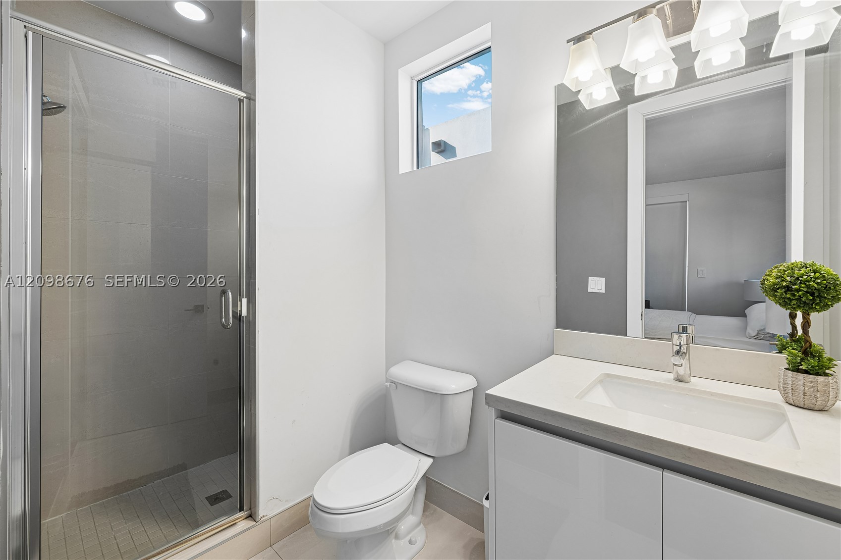 7442 NW 100th Ave, Doral FL 33178