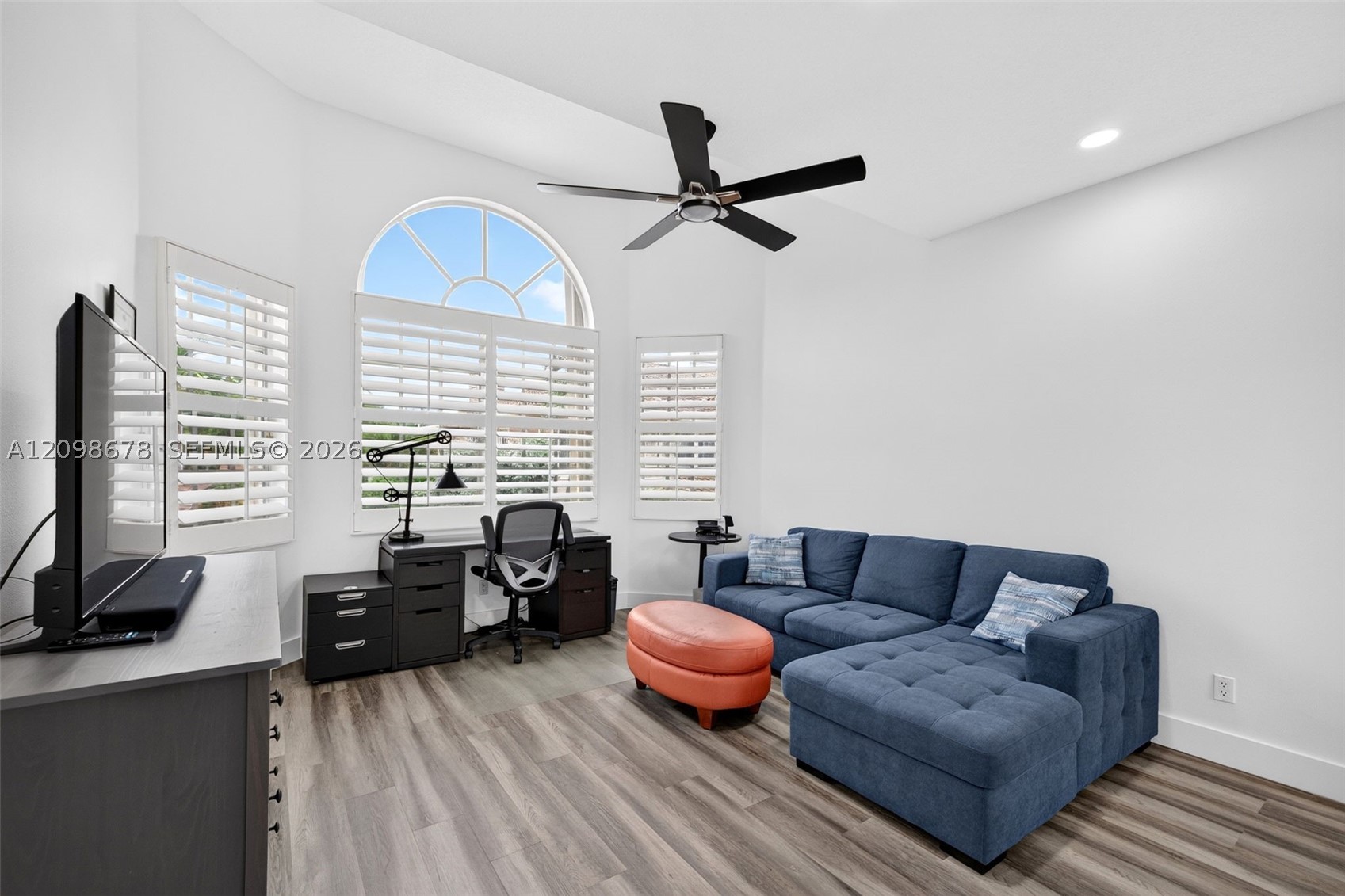 200 NE 14th Ave #6, Fort Lauderdale FL 33301