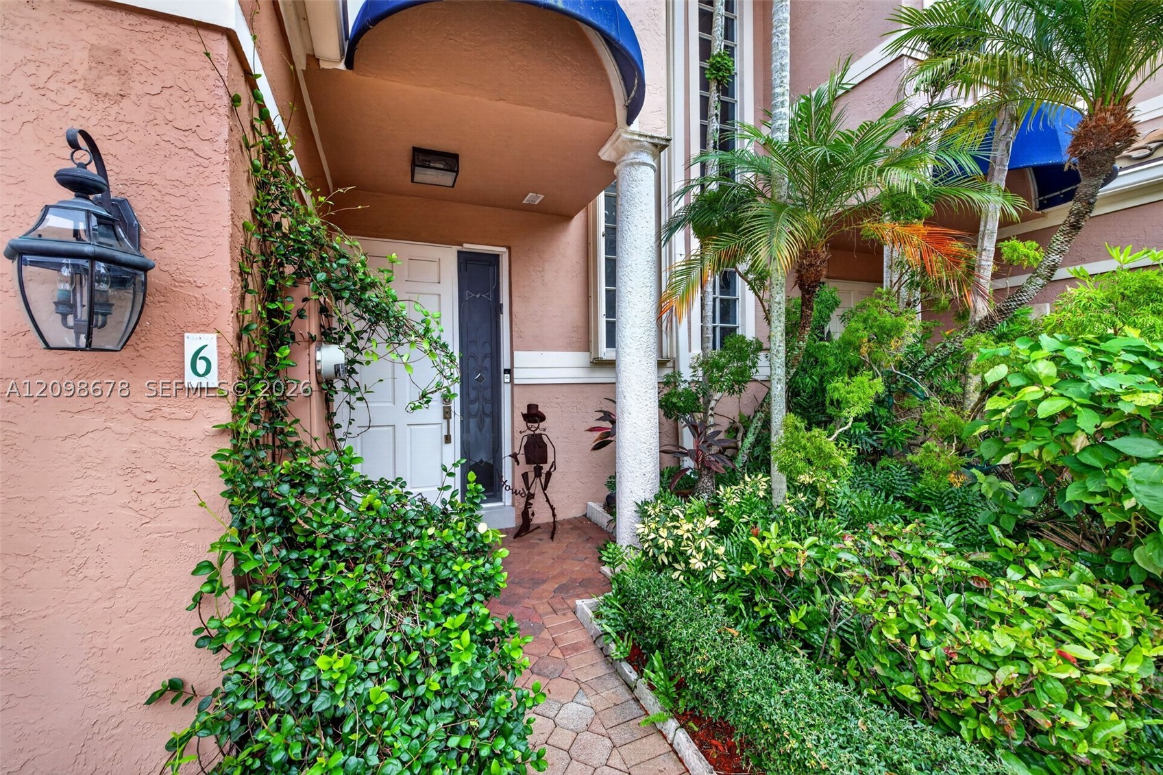 200 NE 14th Ave #6, Fort Lauderdale FL 33301