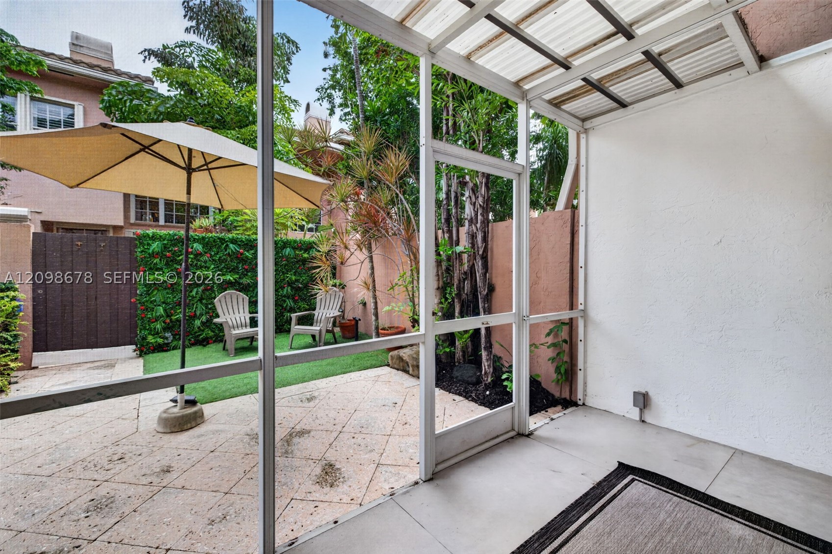 200 NE 14th Ave #6, Fort Lauderdale FL 33301