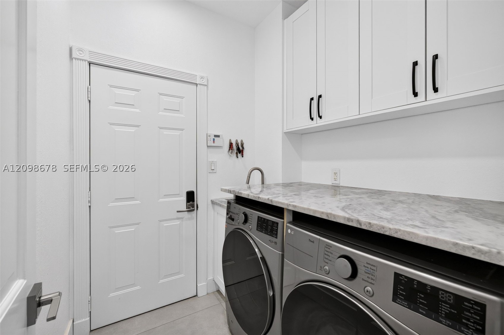 200 NE 14th Ave #6, Fort Lauderdale FL 33301