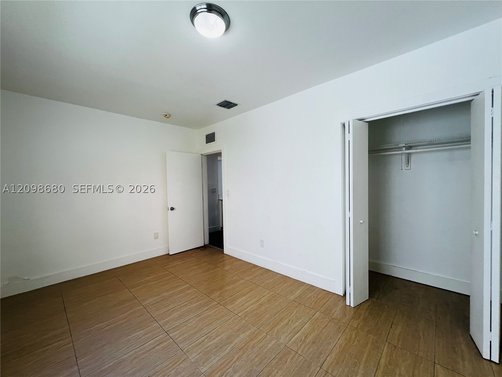 1001 Bay Dr #945, Miami Beach FL 33141