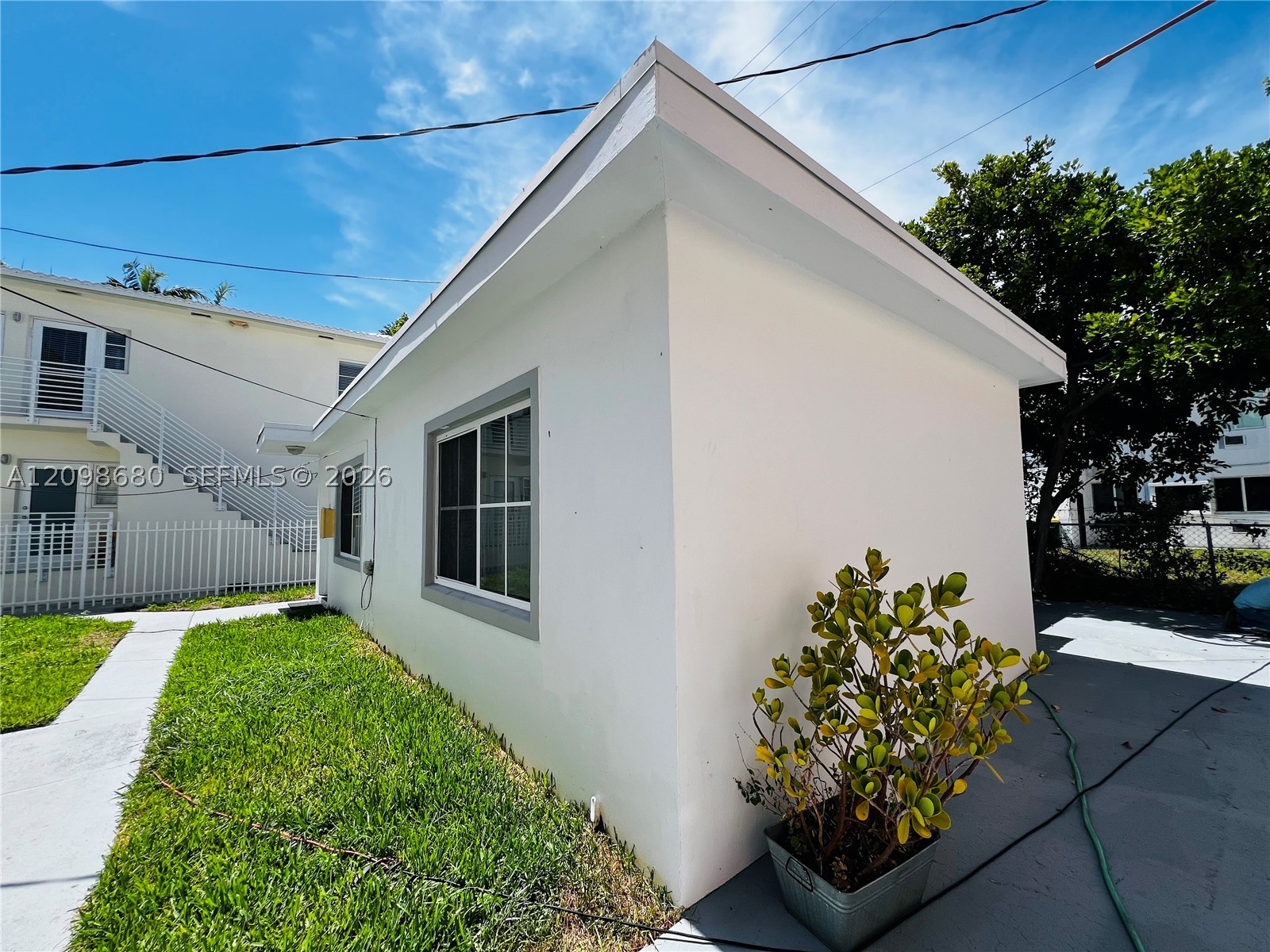 1001 Bay Dr #945, Miami Beach FL 33141