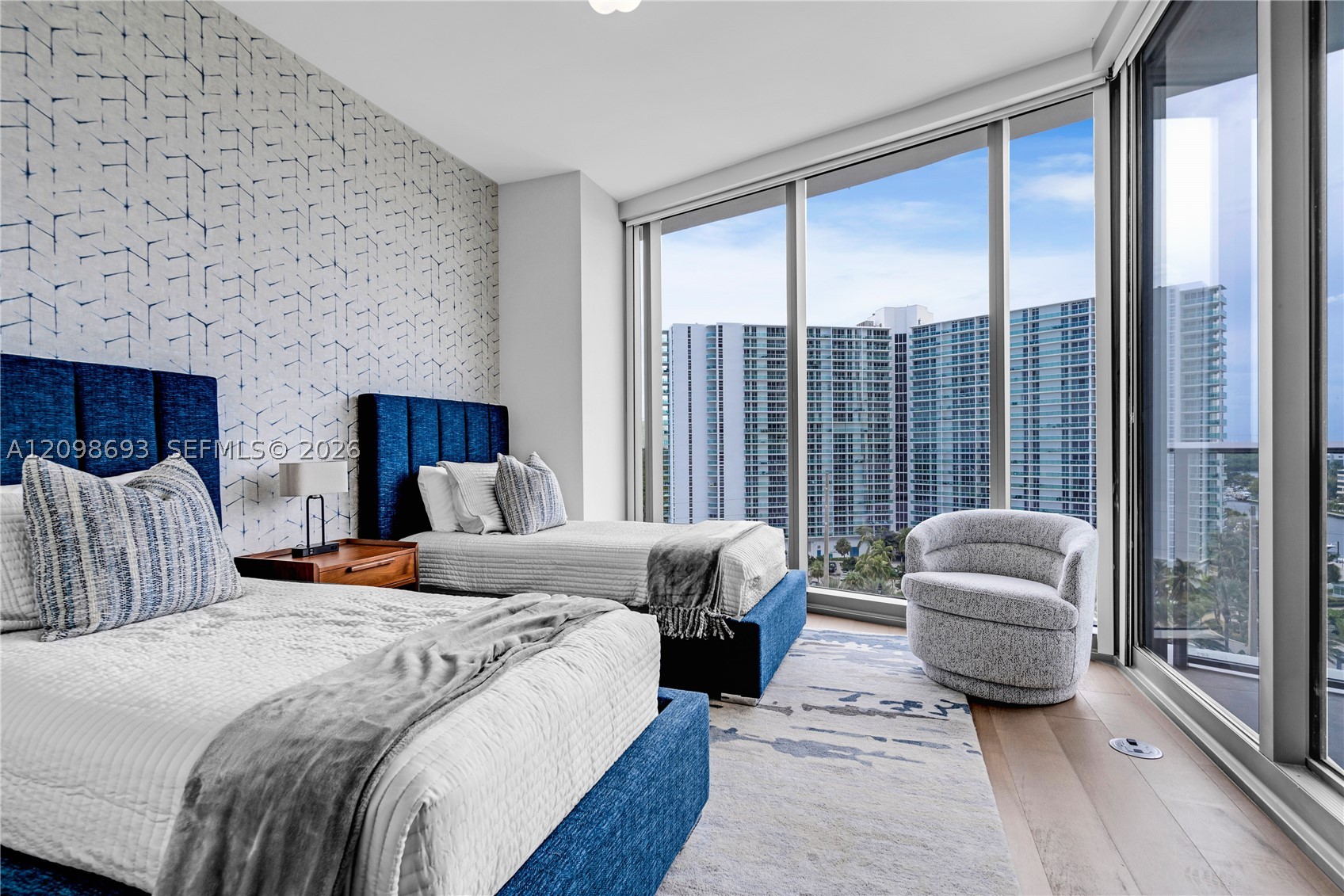 15701 Collins Ave #705, Sunny Isles Beach FL 33160