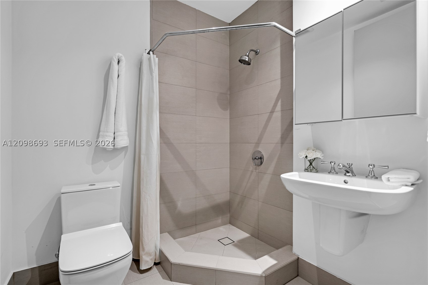 15701 Collins Ave #705, Sunny Isles Beach FL 33160