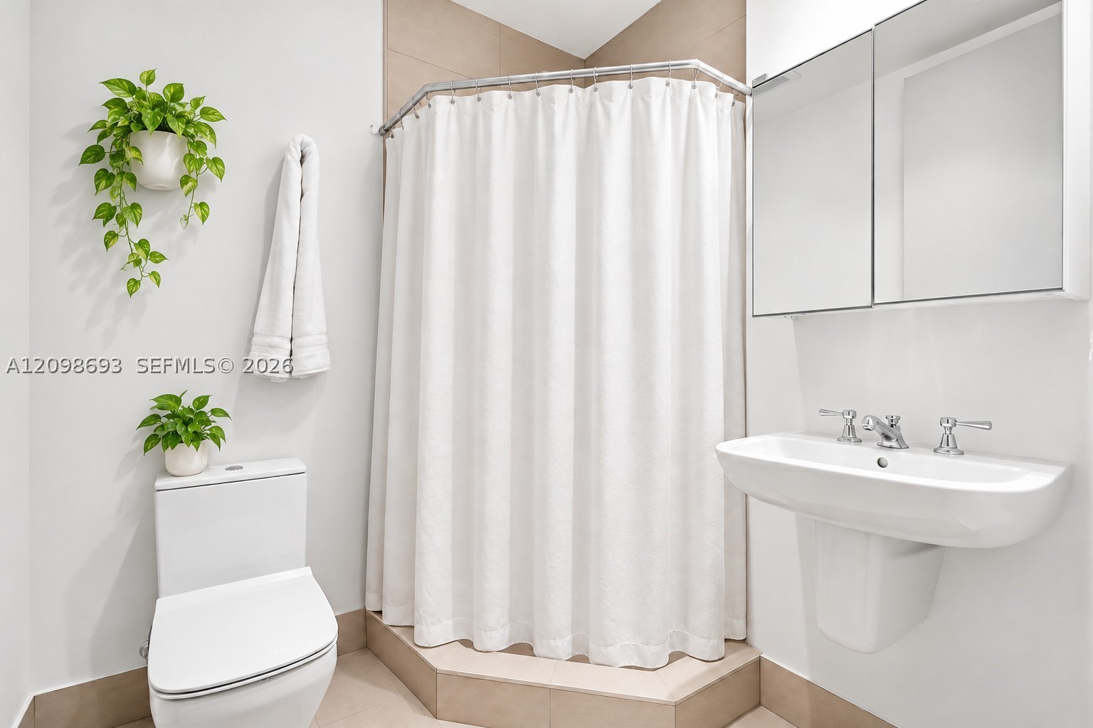 15701 Collins Ave #705, Sunny Isles Beach FL 33160