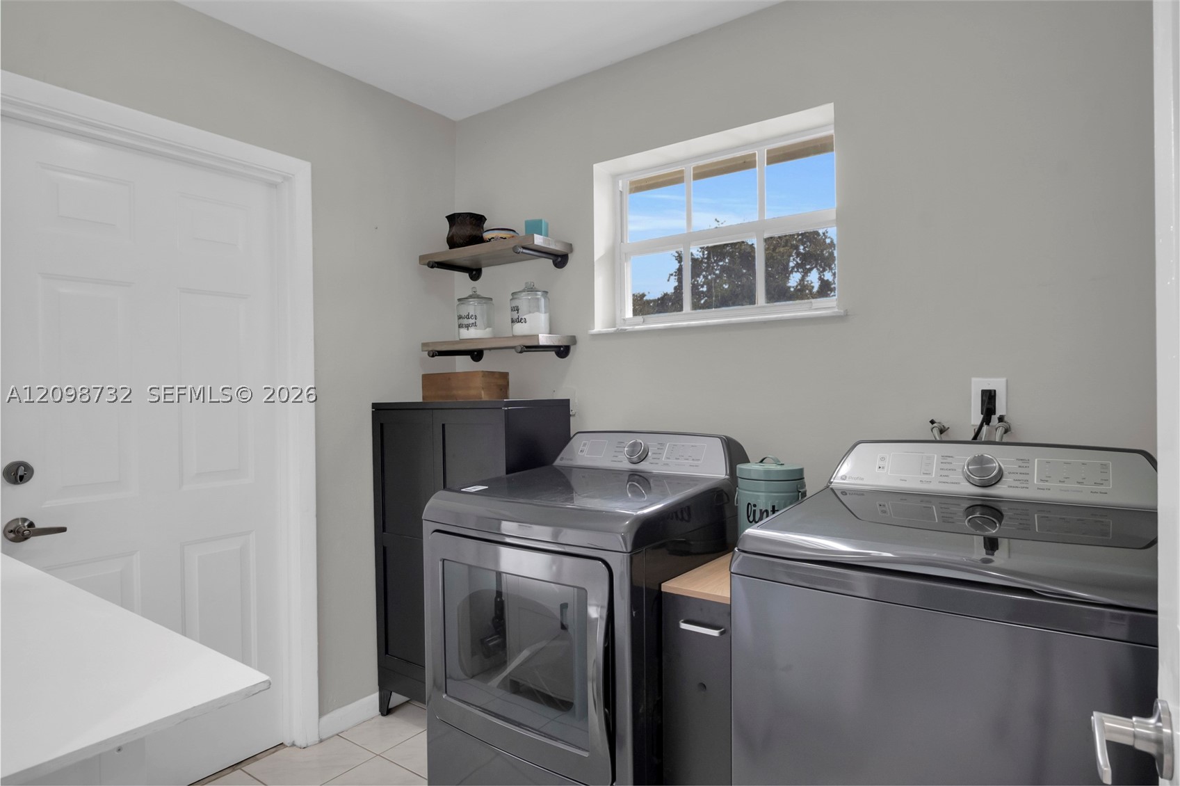 16401 SW 82nd Ave, Palmetto Bay FL 33157