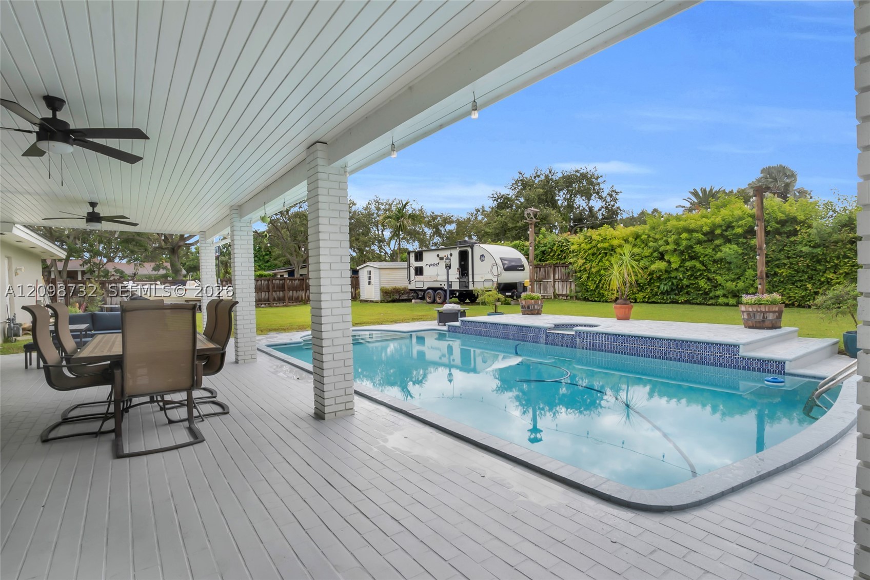 16401 SW 82nd Ave, Palmetto Bay FL 33157