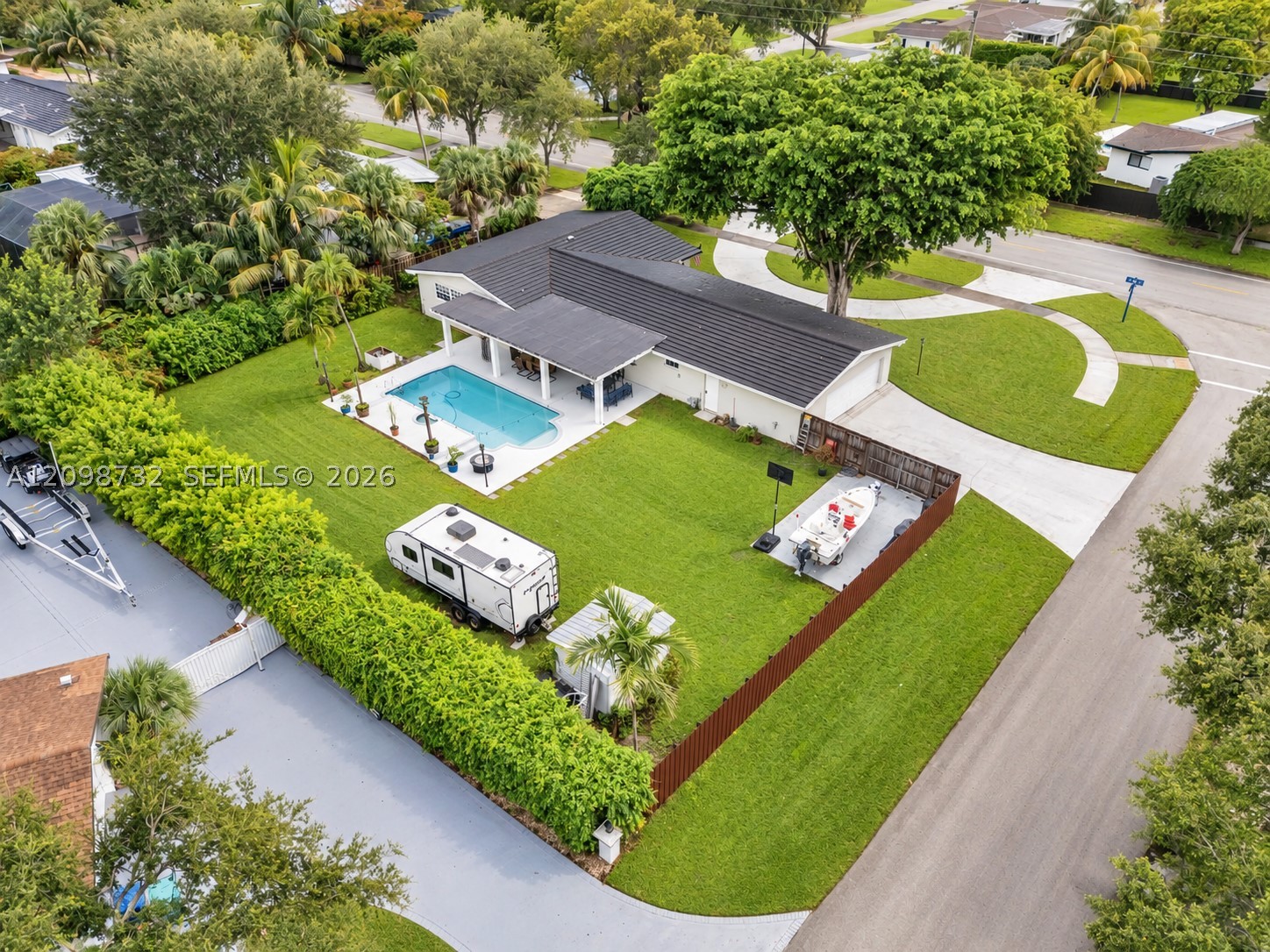 16401 SW 82nd Ave, Palmetto Bay FL 33157