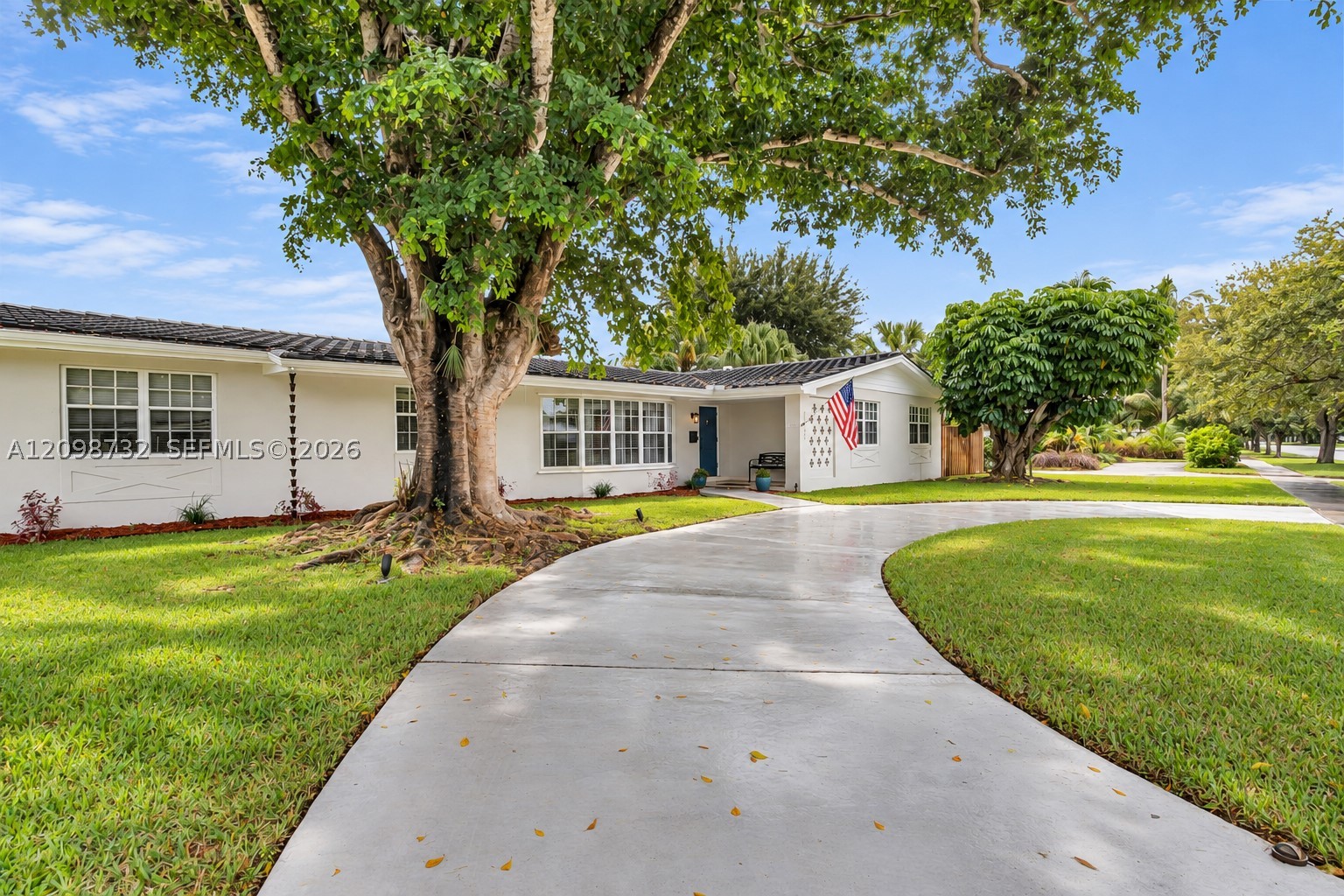 16401 SW 82nd Ave, Palmetto Bay FL 33157