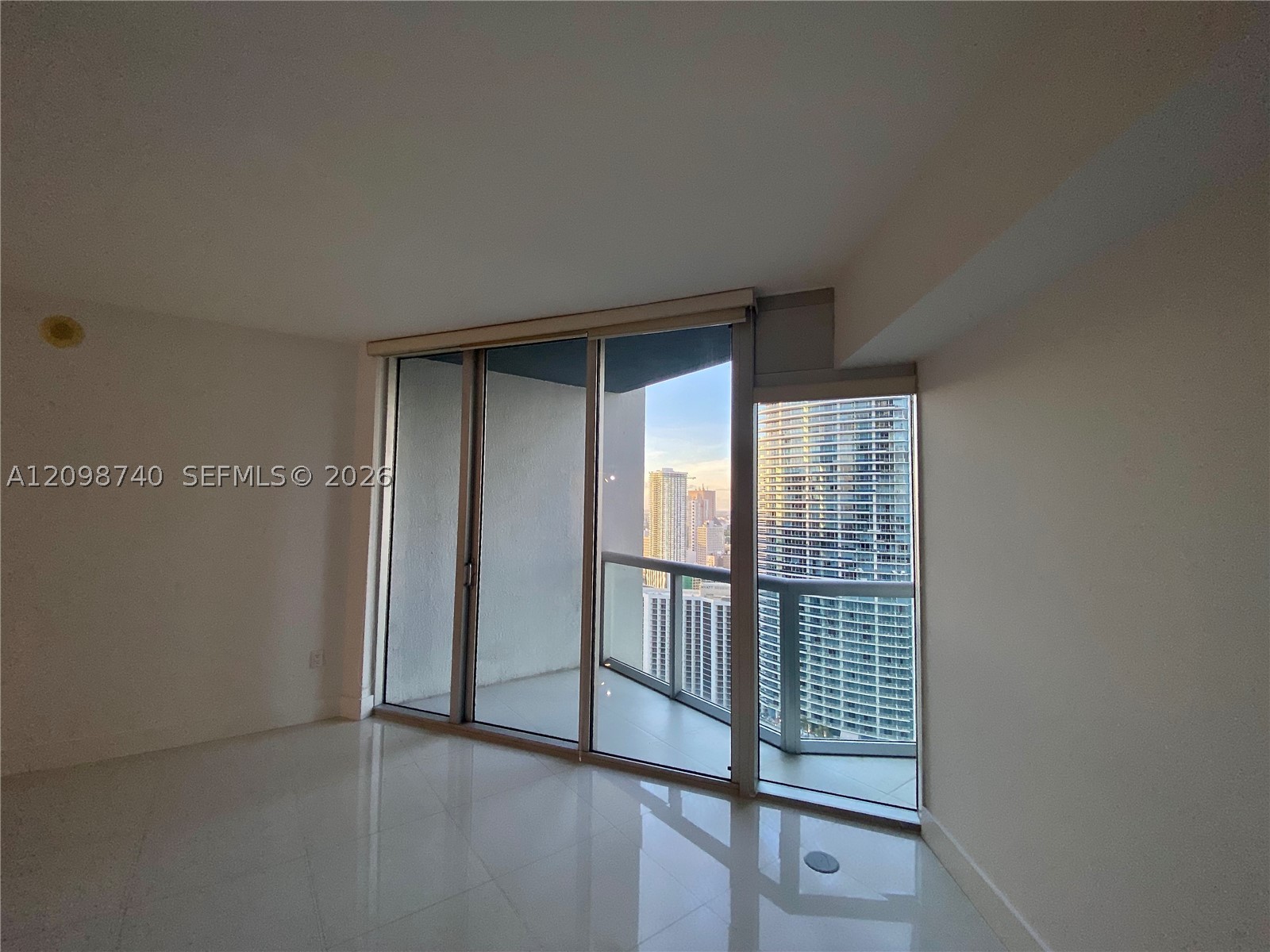 475 BRICKELL AV #3808, Miami FL 33131