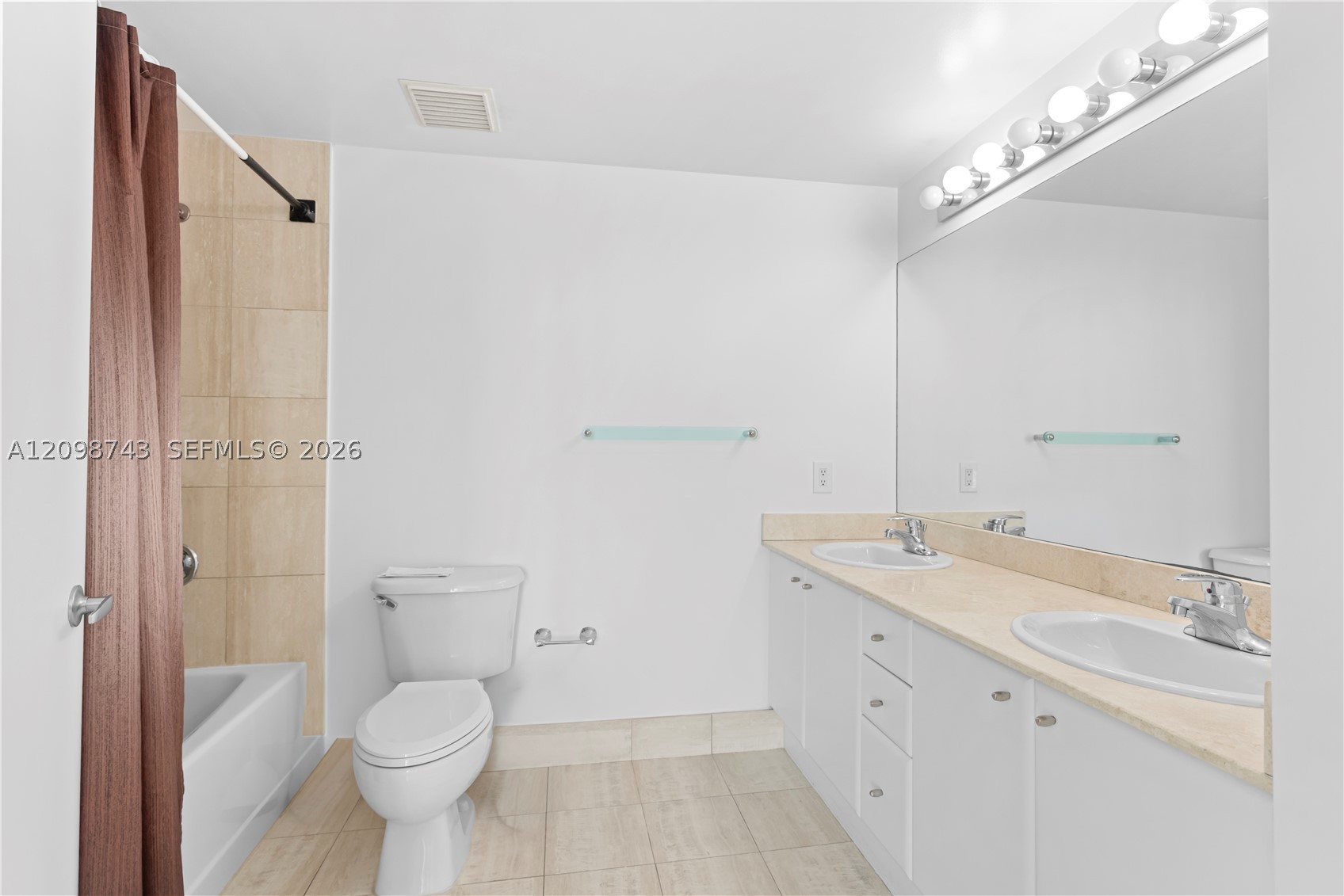 2475 Brickell Ave #2601, Miami FL 33129