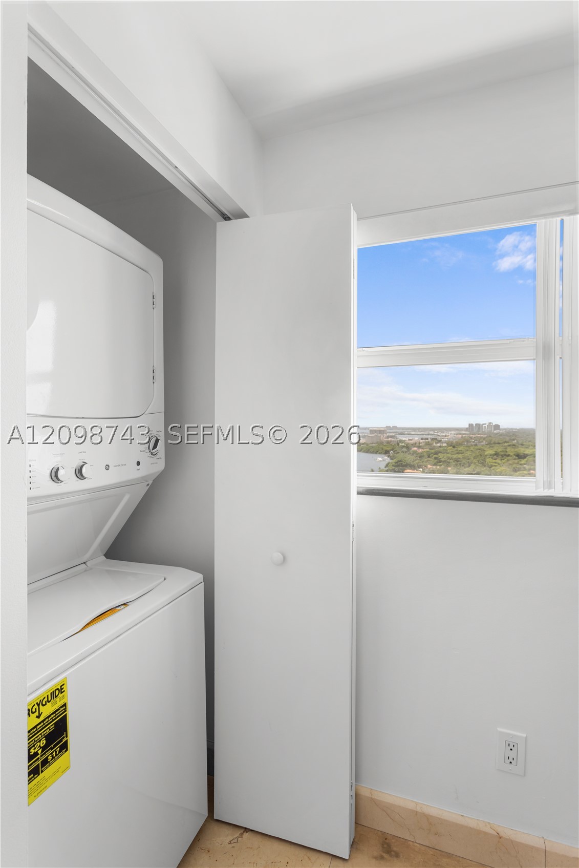 2475 Brickell Ave #2601, Miami FL 33129