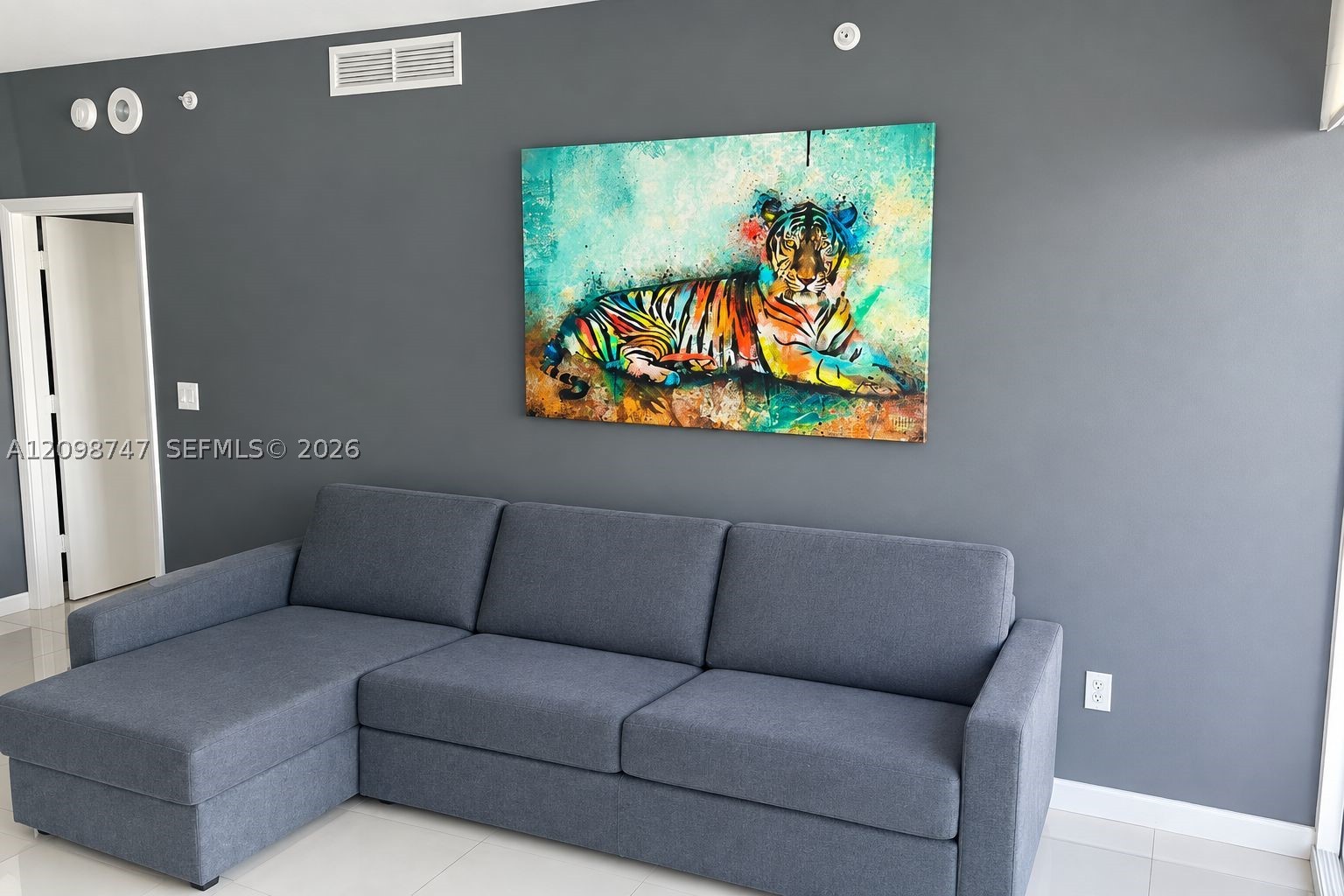 244 Biscayne Blvd #3204, Miami FL 33132