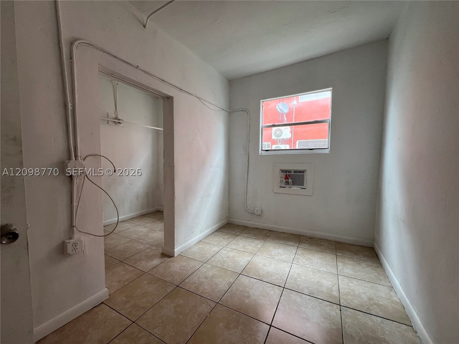430 SW 3rd St #1, Miami FL 33130