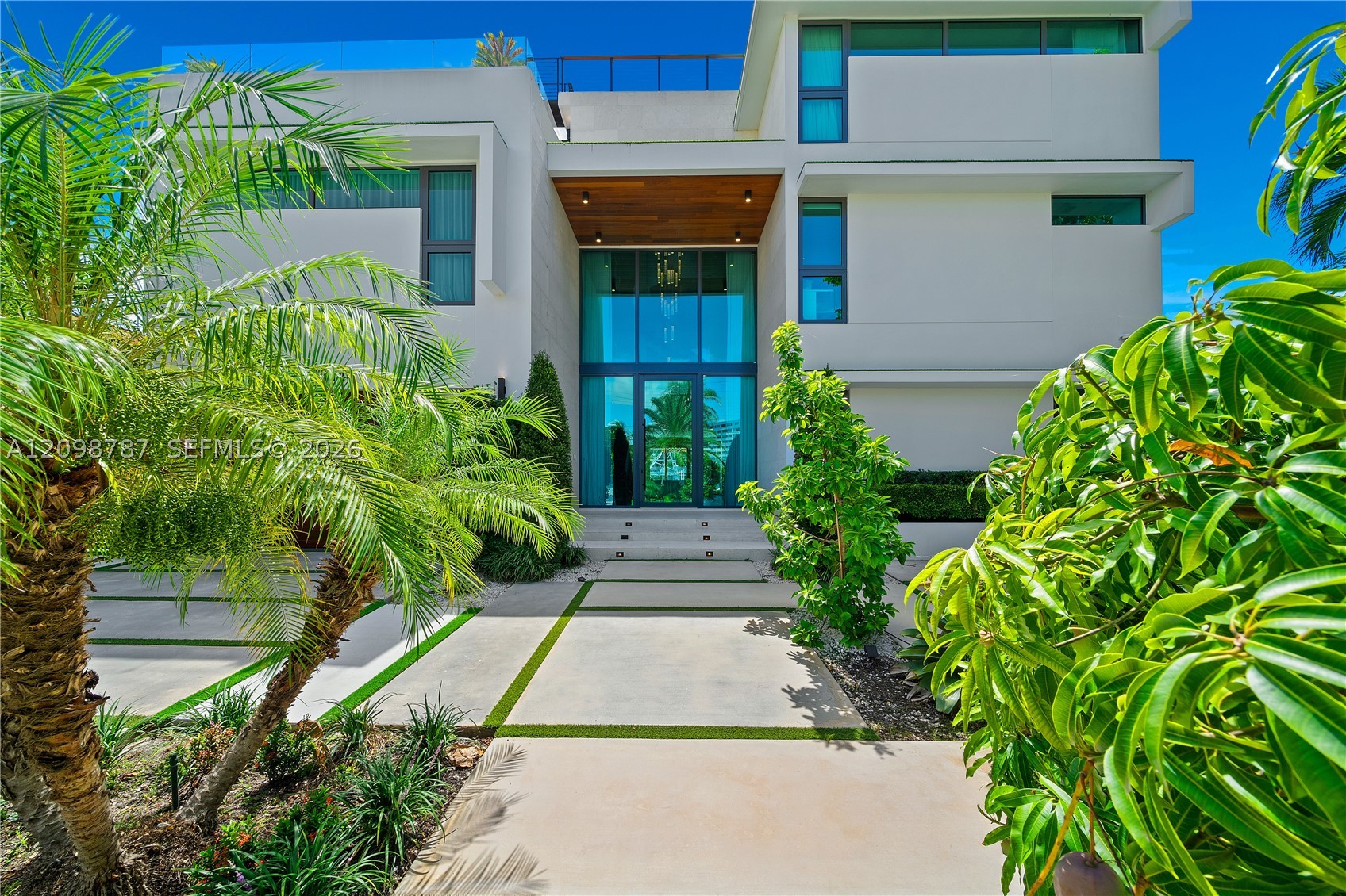13145 Coronado Dr, North Miami FL 33181
