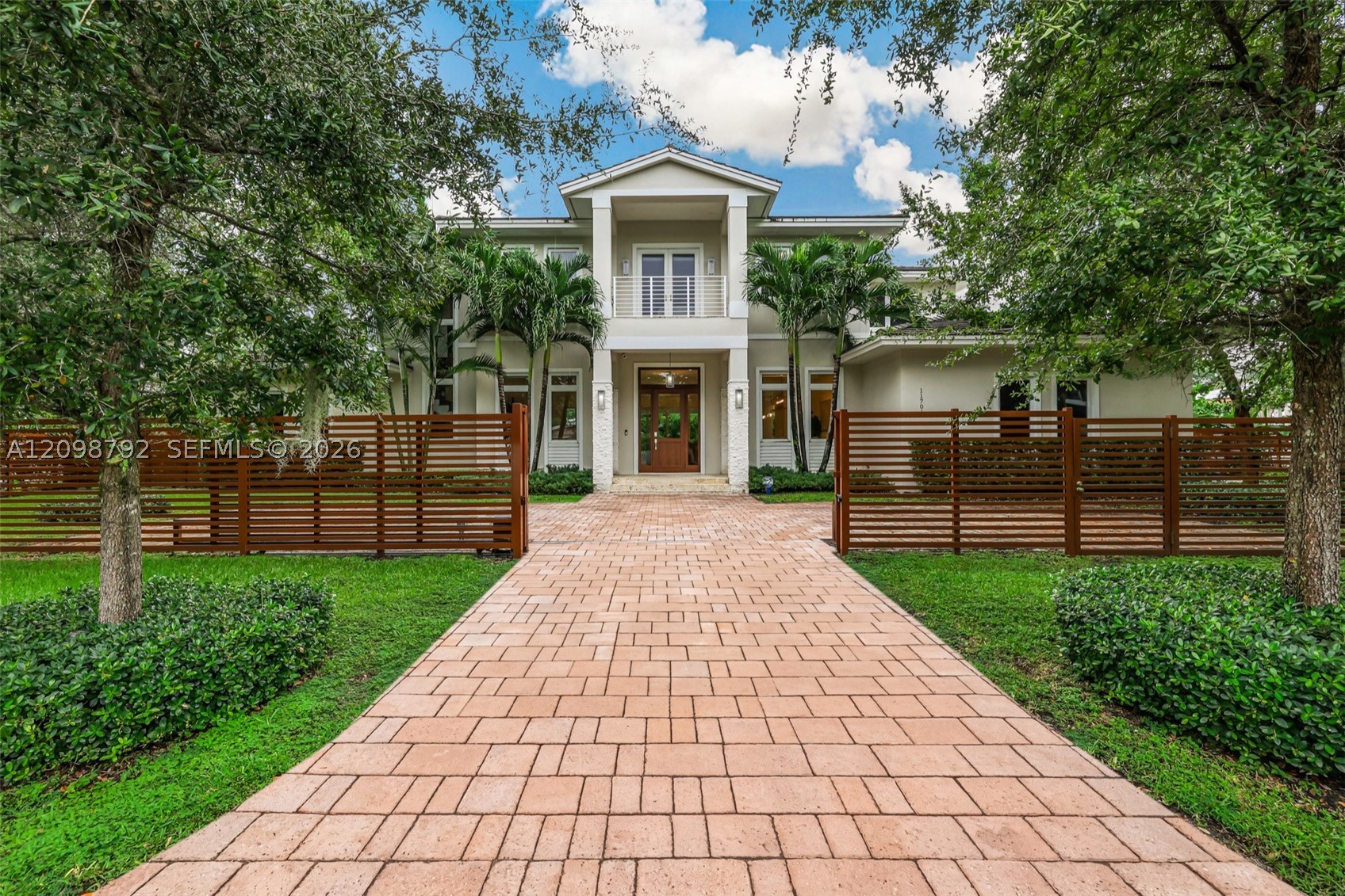 11701 SW 69 Ct, Pinecrest FL 33156