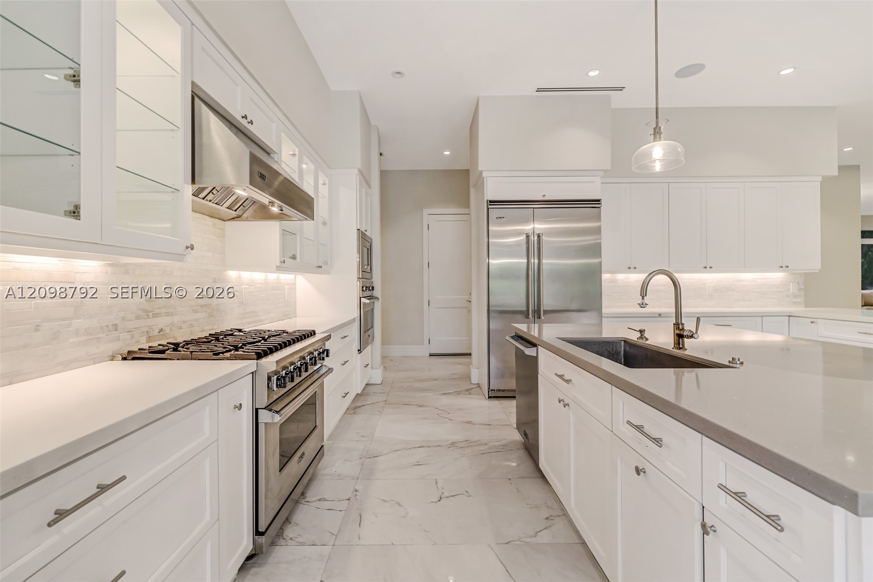 11701 SW 69 Ct, Pinecrest FL 33156
