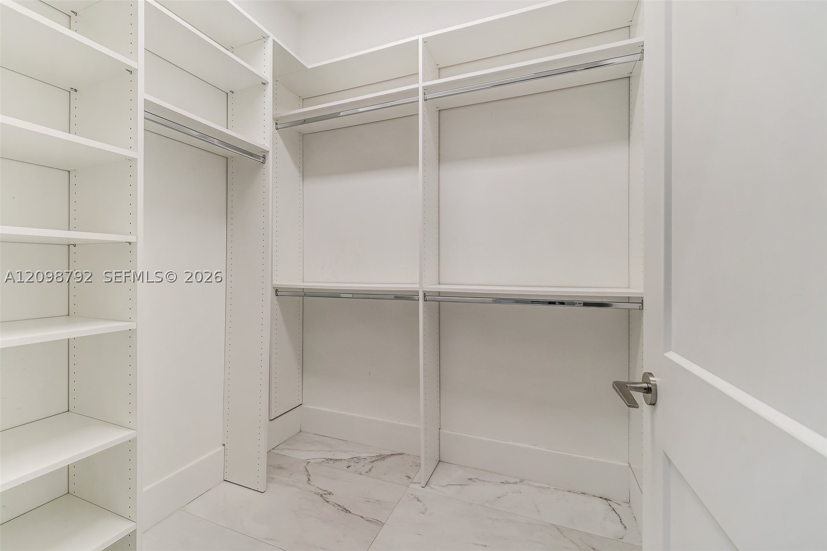 11701 SW 69 Ct, Pinecrest FL 33156