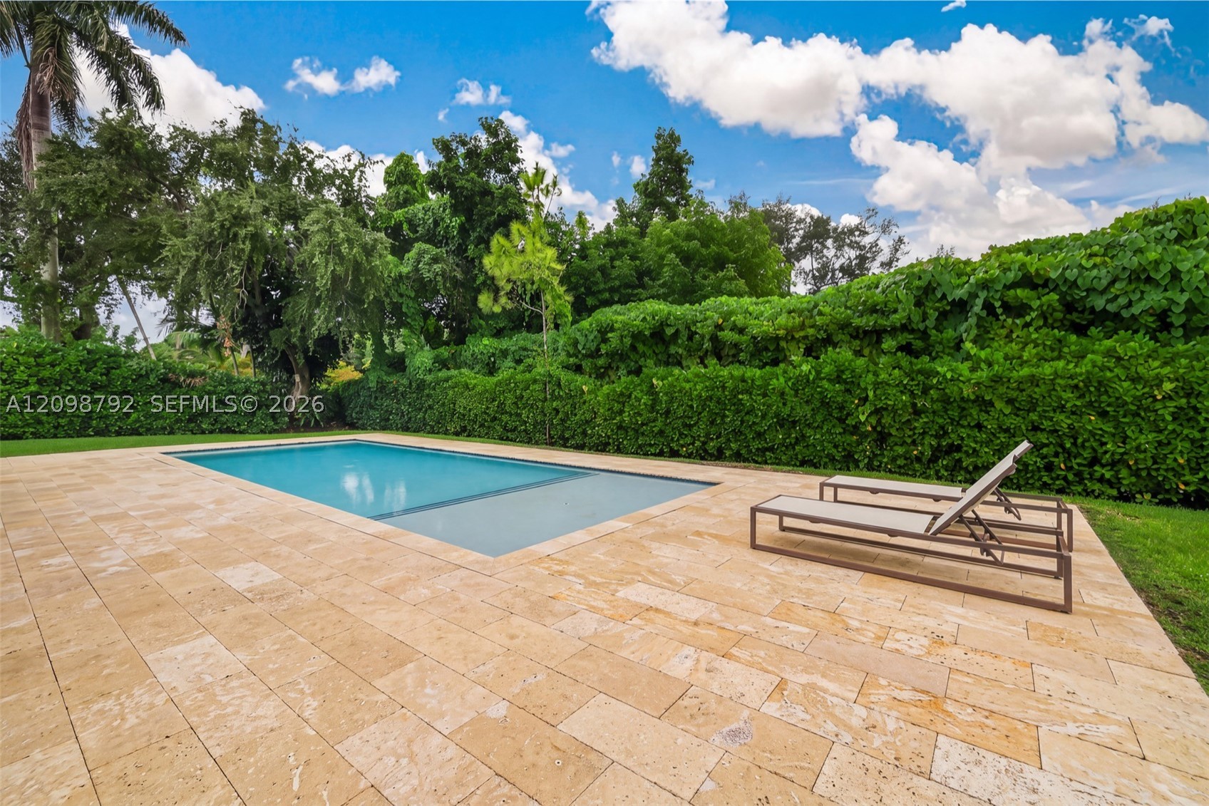 11701 SW 69 Ct, Pinecrest FL 33156