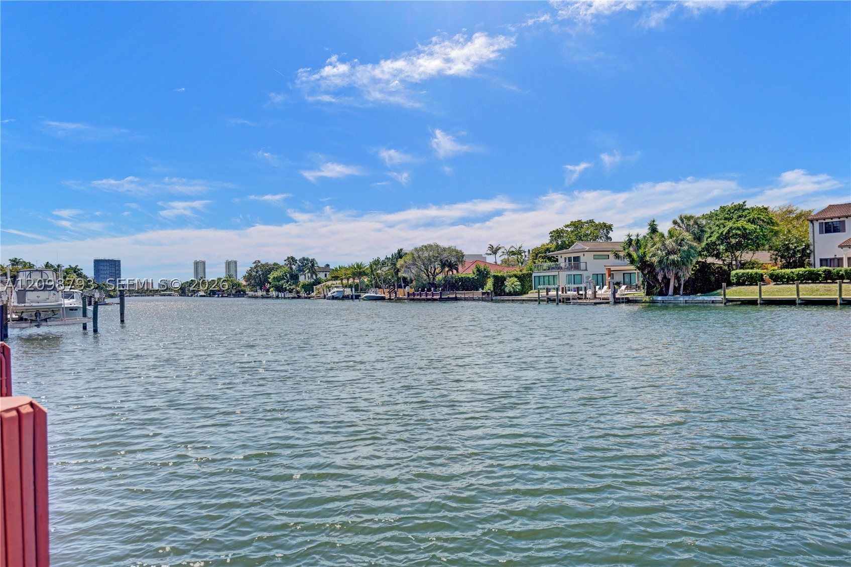 1130 Harbor Ct, Hollywood FL 33019