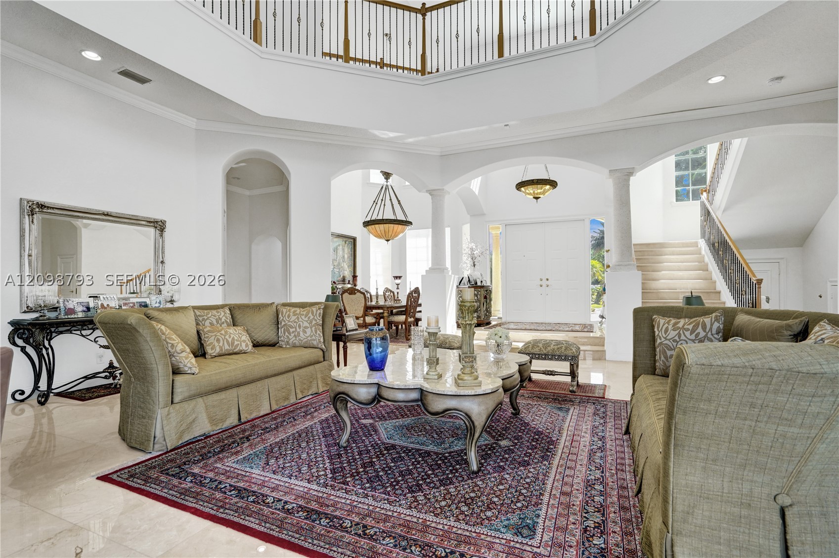 1130 Harbor Ct, Hollywood FL 33019