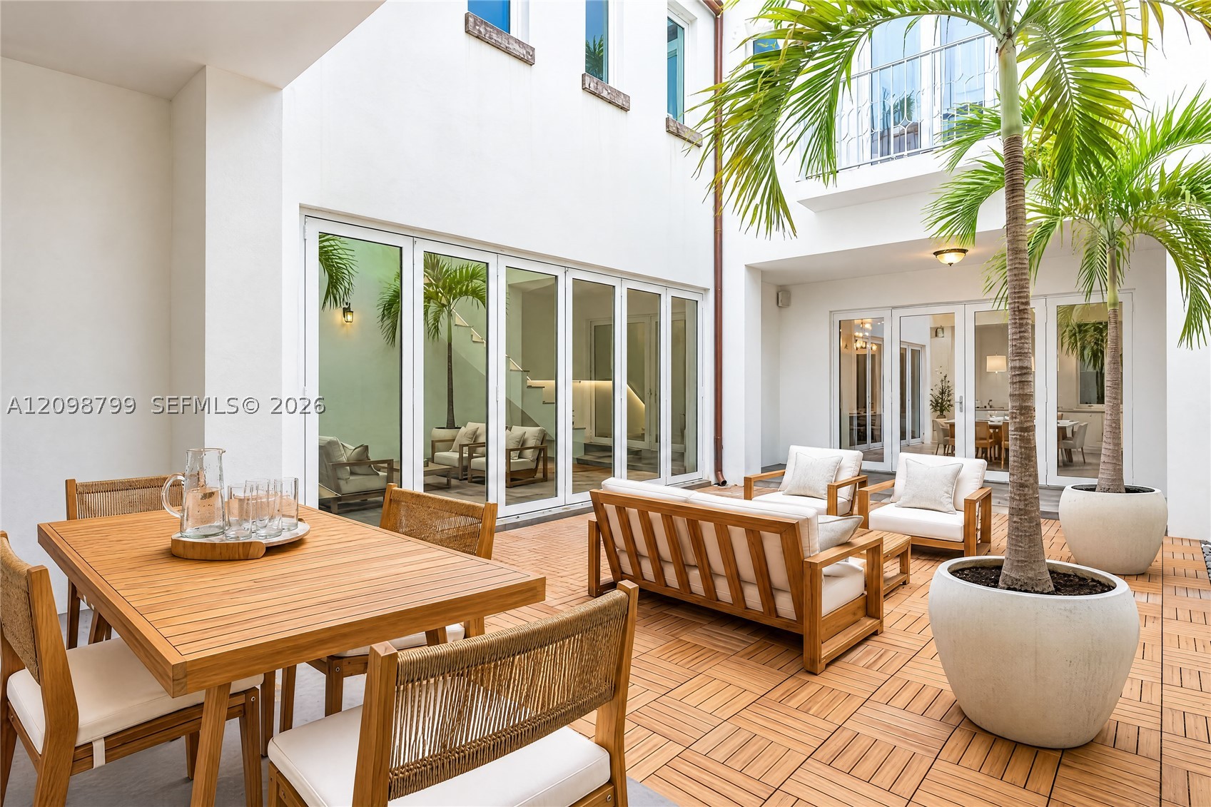 533 Anastasia Ave #533, Coral Gables FL 33134
