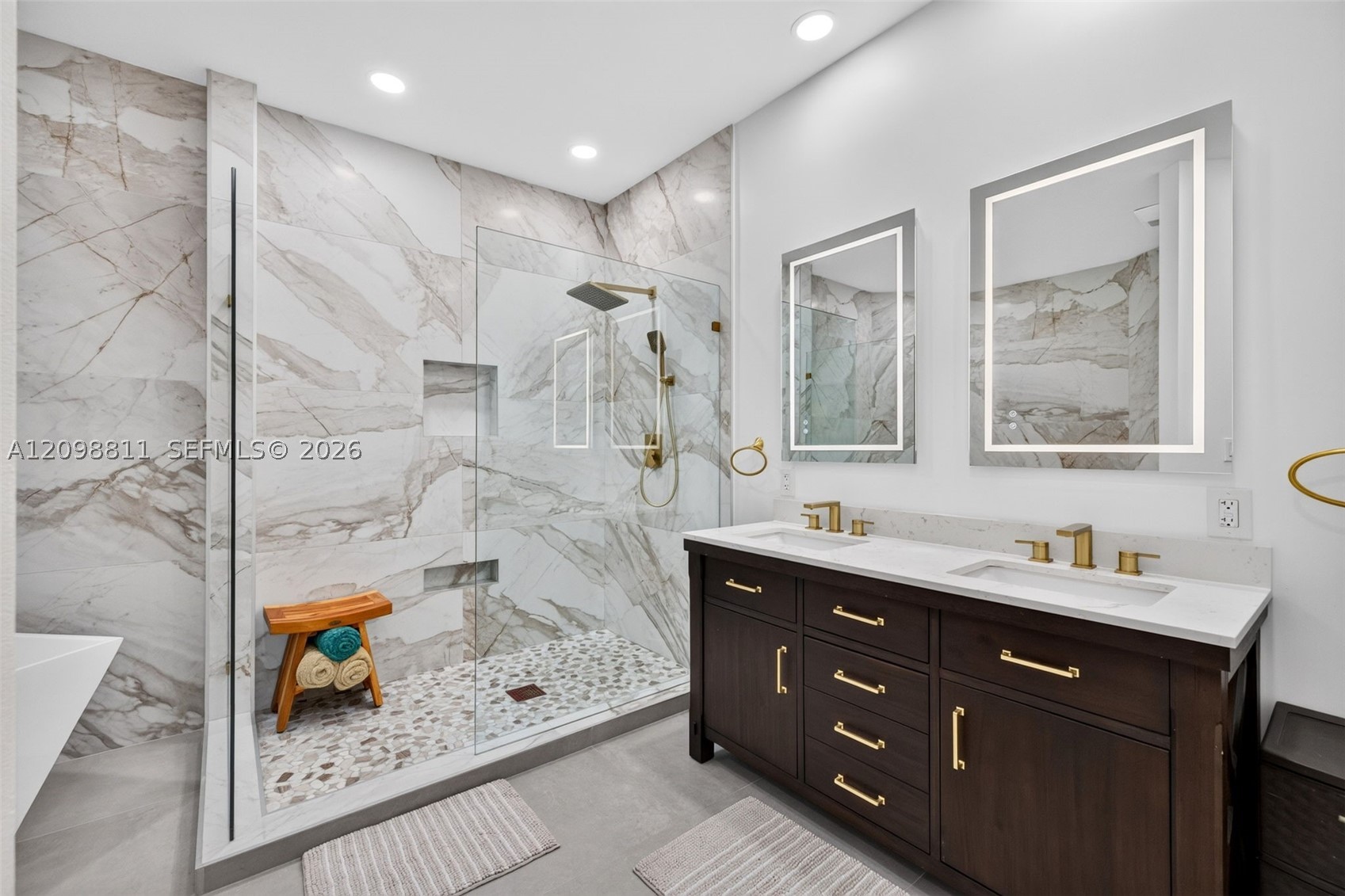 200 NE 14th Ave #6, Fort Lauderdale FL 33301