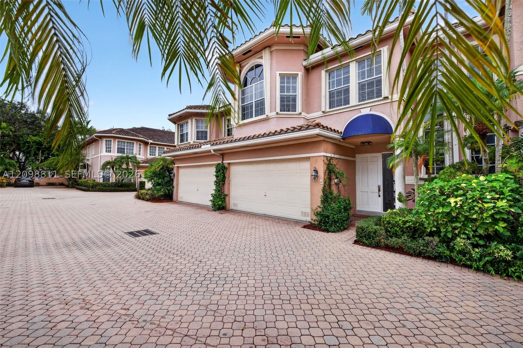 200 NE 14th Ave #6, Fort Lauderdale FL 33301