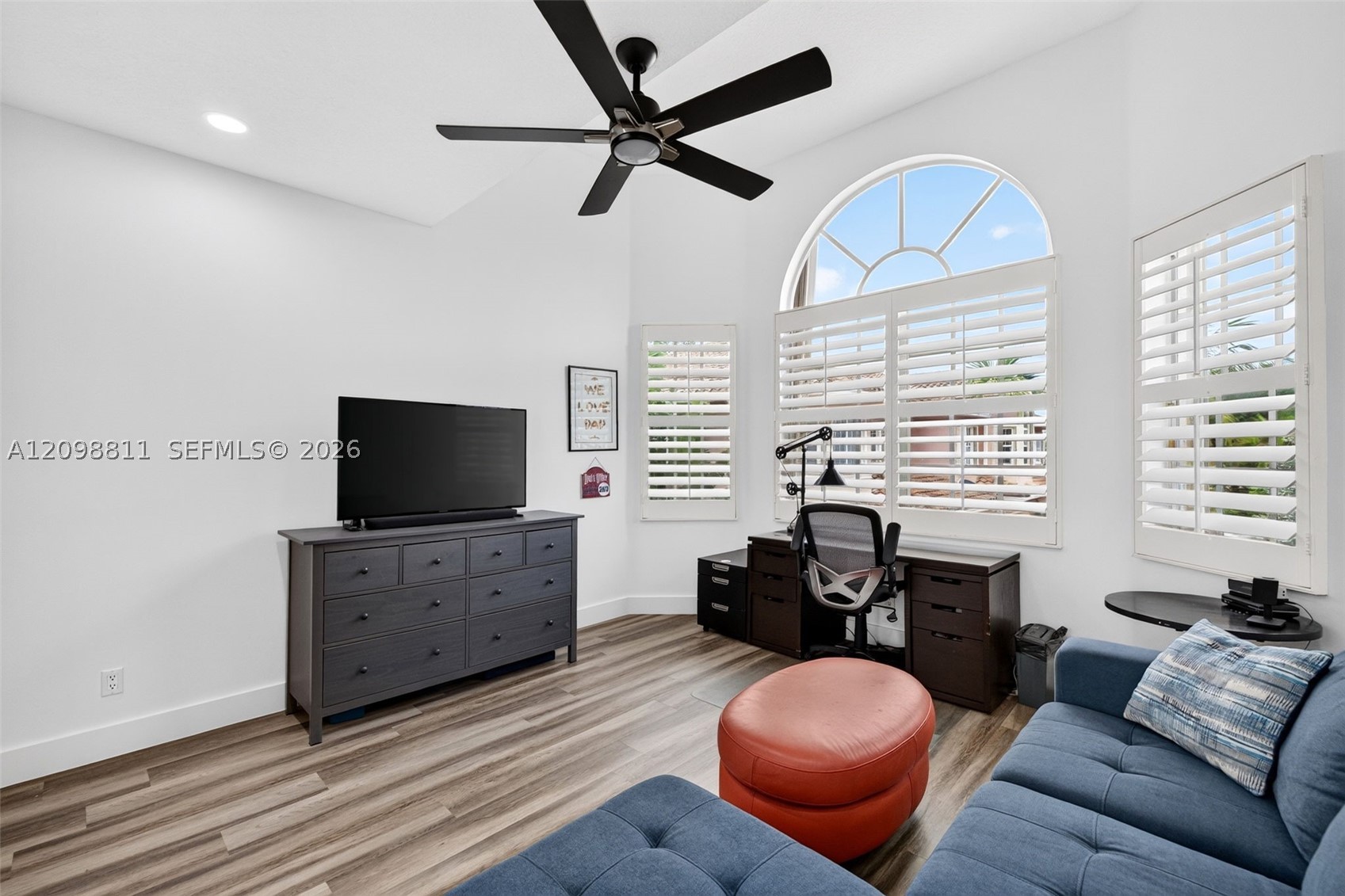 200 NE 14th Ave #6, Fort Lauderdale FL 33301