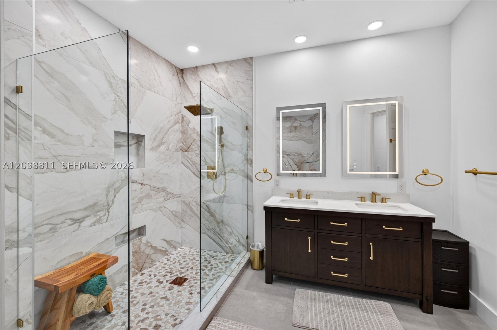 200 NE 14th Ave #6, Fort Lauderdale FL 33301