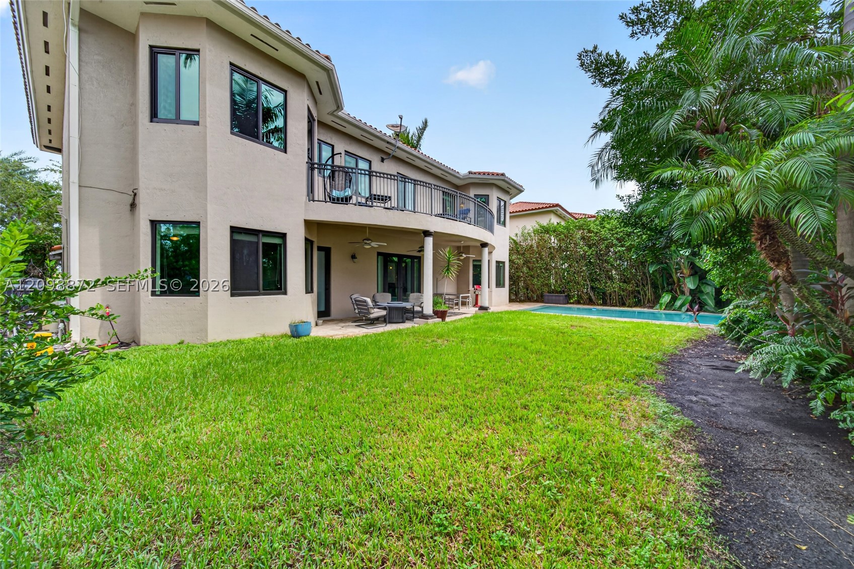 7876 SW 194th St, Cutler Bay FL 33157
