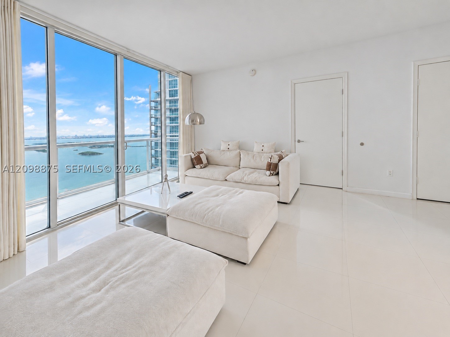 465 Brickell Ave #5105, Miami FL 33131