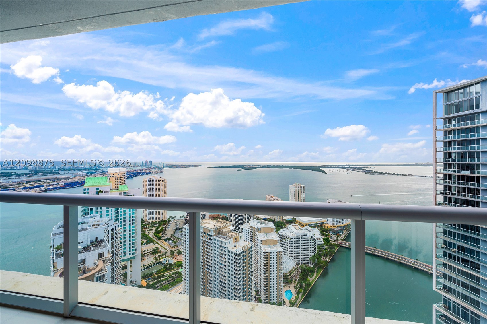 465 Brickell Ave #5105, Miami FL 33131