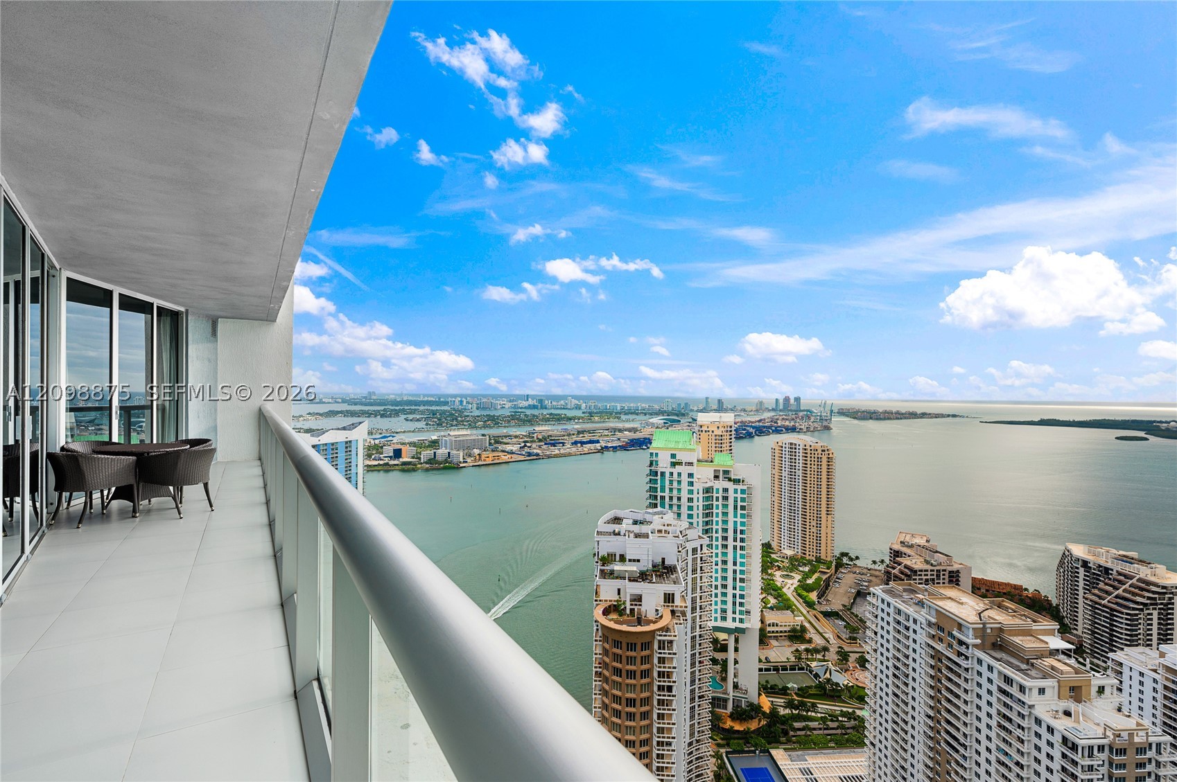 465 Brickell Ave #5105, Miami FL 33131